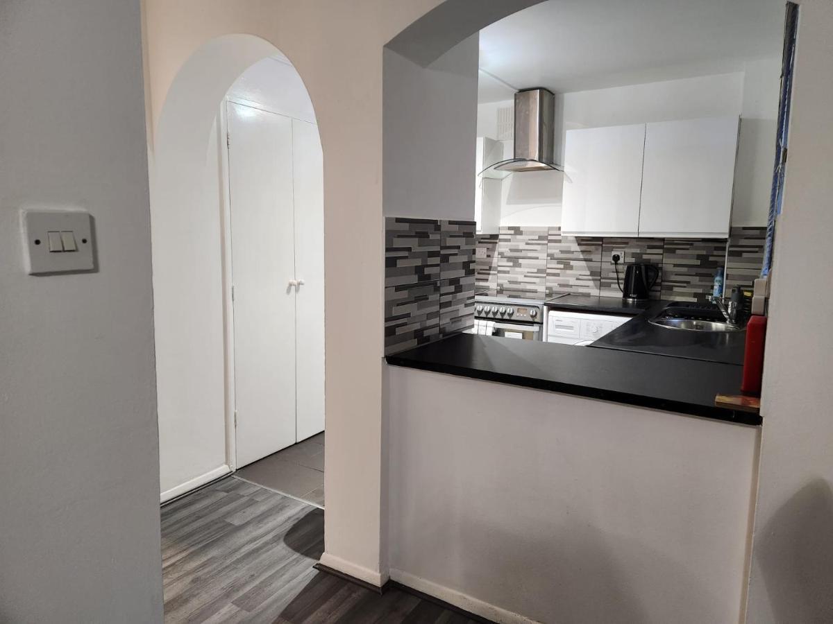 1 Bedroom Service Apartment With Netflix 西瑟罗克 外观 照片