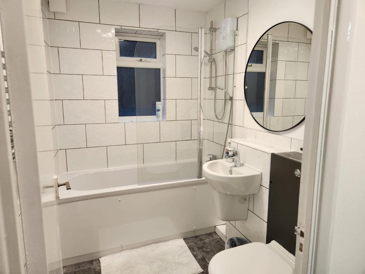1 Bedroom Service Apartment With Netflix 西瑟罗克 外观 照片
